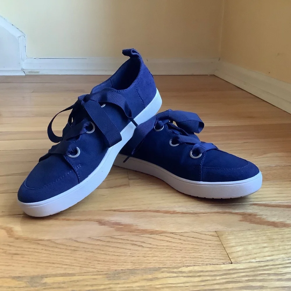 Koolaburra Suede and Canvas Sneakers - Penley Blue SZ 9.5